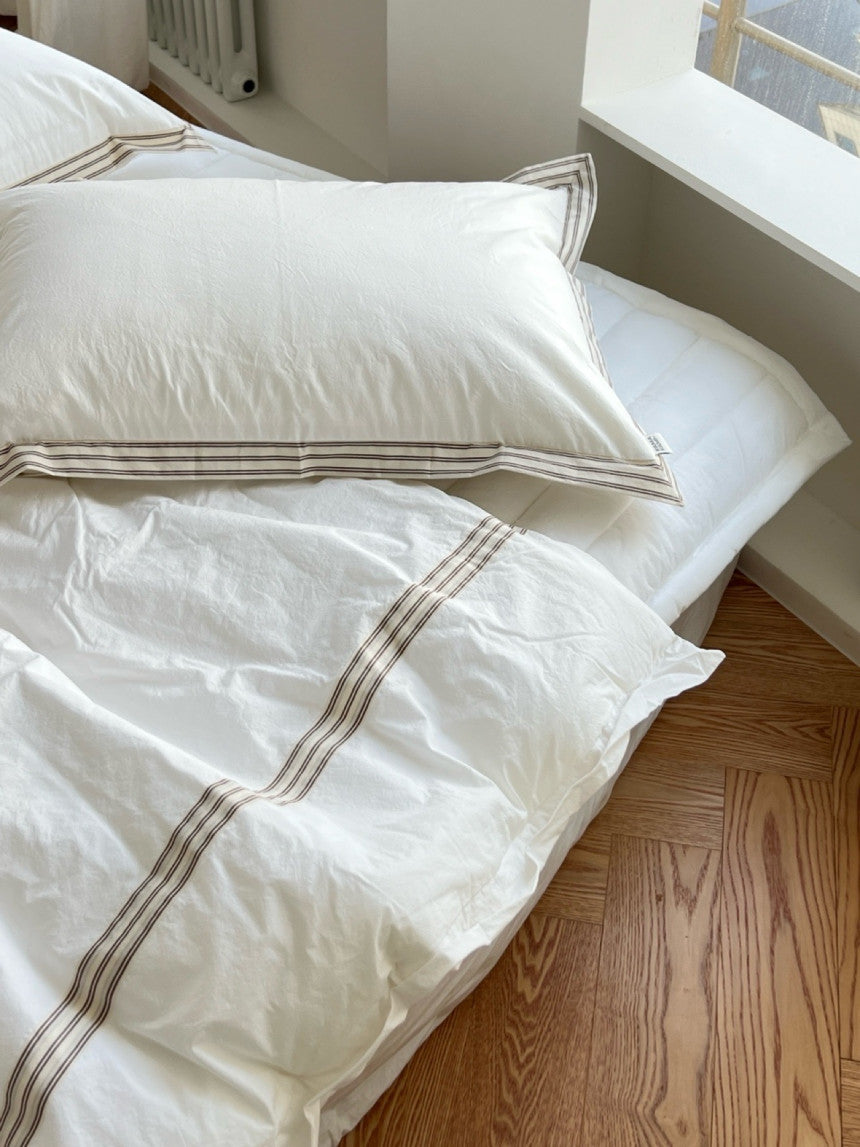 Hotel-Inspired Cotton Quilted Comforter Set