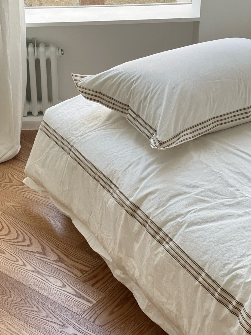 Hotel-Inspired Cotton Quilted Comforter Set