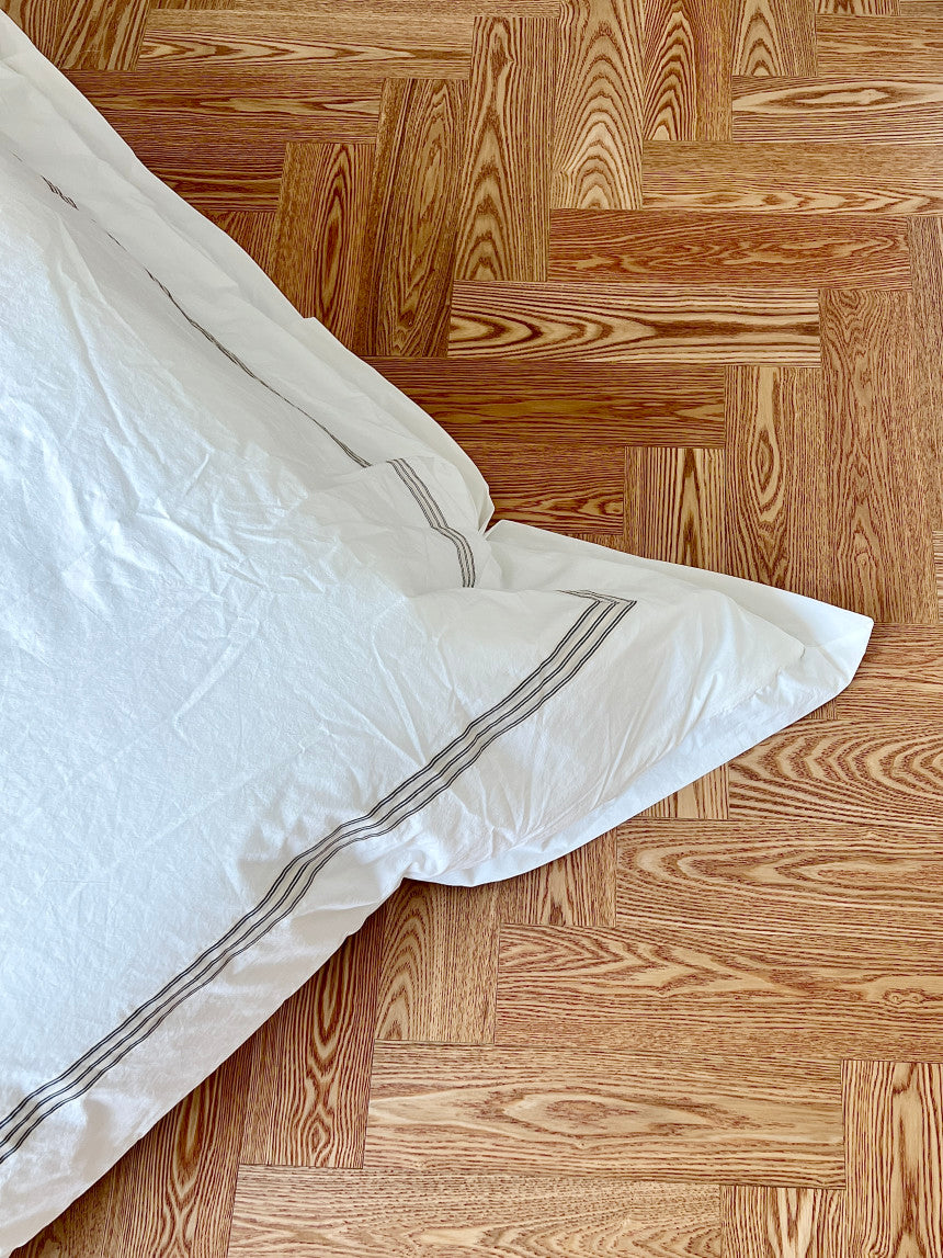 Hotel-Inspired Cotton Quilted Comforter Set