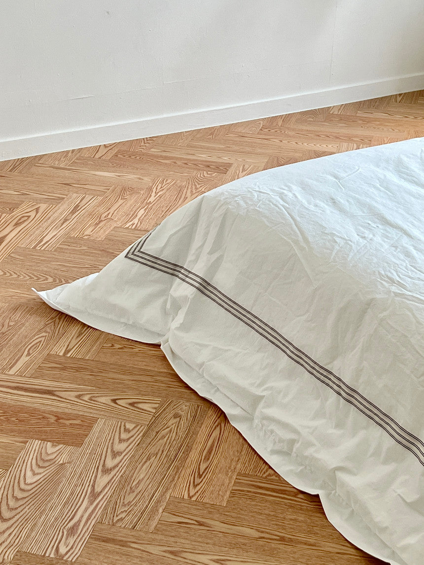 Hotel-Inspired Cotton Quilted Comforter Set