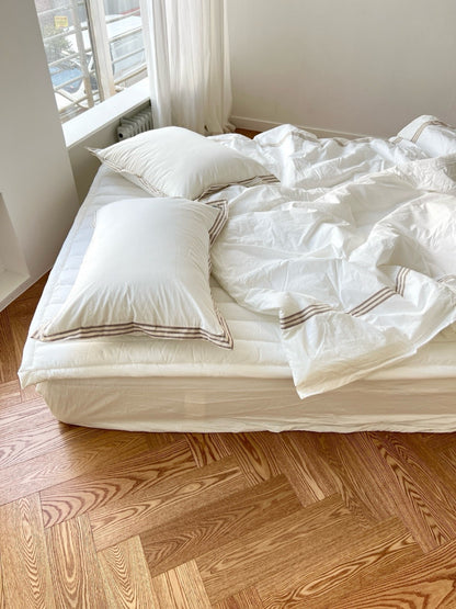 Hotel-Inspired Cotton Quilted Comforter Set