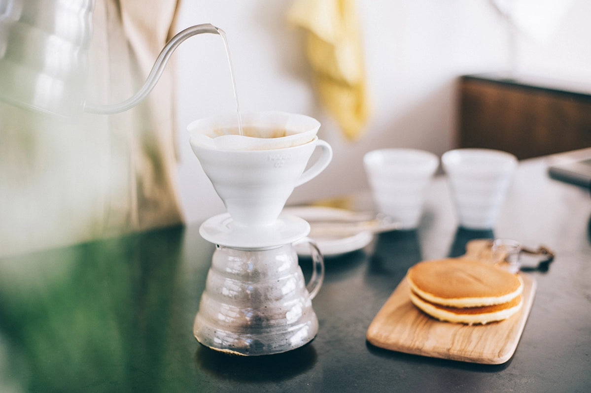 V60 Ceramic Coffee Dripper 02
